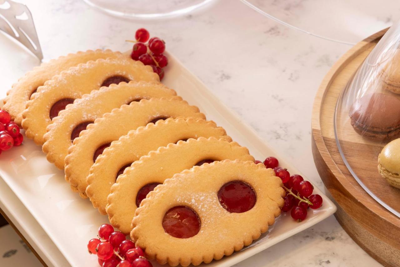 Sleeping Belle - Gare De Lyon Bastille